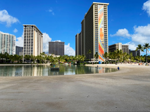 2 4 ヒルトン～グレイズ・ビーチ ワイキキビーチホノルルAll About