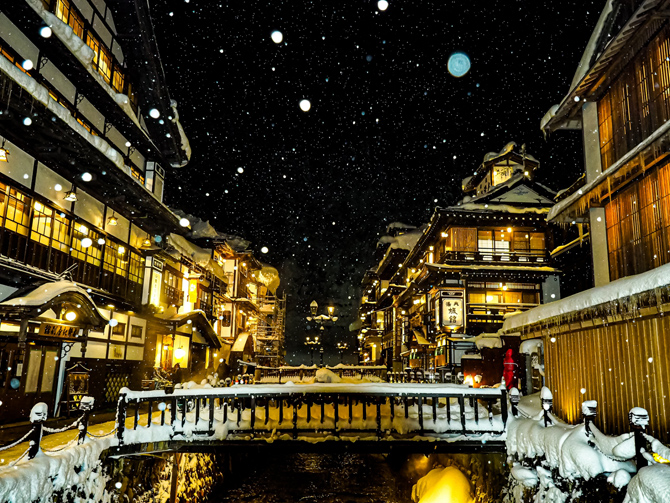 先日、西の河原公園に撮影しにいきました✨ 疲れた身体が癒されました😊 日没から24時まで毎日ライトアップしております！ 加工有 ☆K草津温泉草津 インスタ映え 写真 映えスポット 群馬 西の河原露公園 ライトアップ 綺麗