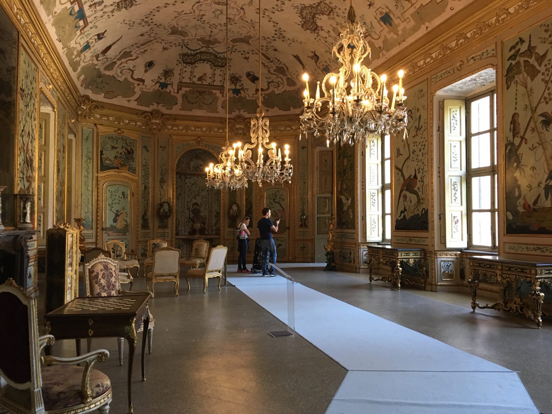 ２０１９ 絶景！北イタリア 初ドロミテハイキング バスの旅♪②ノイシュバンシュタイン城＆リンダーホーフ城 日帰り観光ツアー』ホーエンシュヴァンガウ ドイツ の旅行記・ブログ by ひゅうひゅうさん フォートラベル