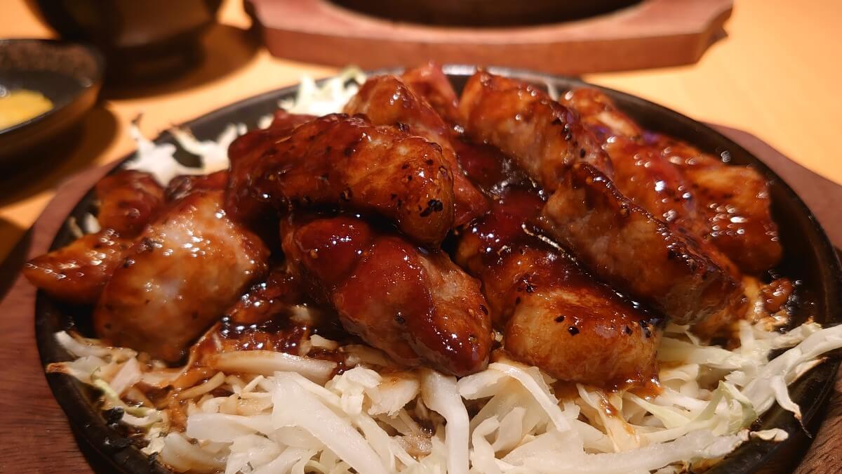 福岡天神、街のオアシス「水鏡天満宮」広田弘毅氏と黒田長成公の扁額と水鏡天満宮横丁 3福岡九州の神さまと仏さまと街歩き