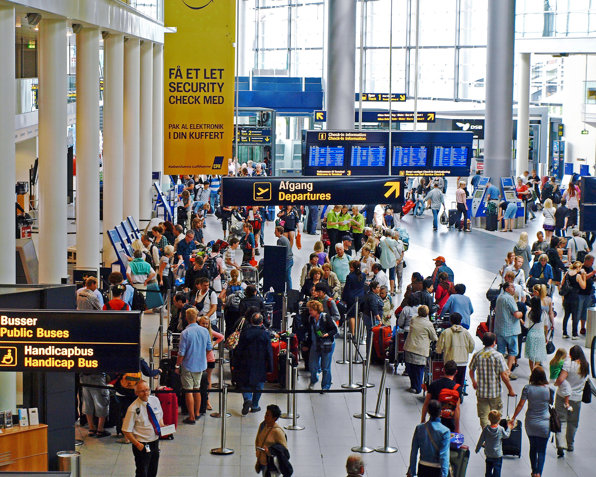 ヴィルヘルム・ラウリッツェンのコペンハーゲン国際空港 – 北欧 本の世界へ