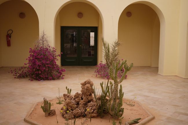 サハラ砂漠のテントホテル「パンシークサールギレン」 : チュニジア旅行倶楽部