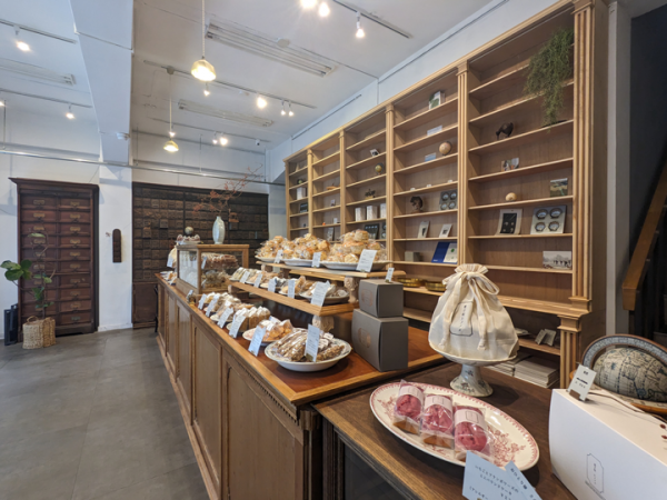 蔵前「喫茶 半月」でゆっくりカフェタイムはいかが？ - あさくらぶろぐ