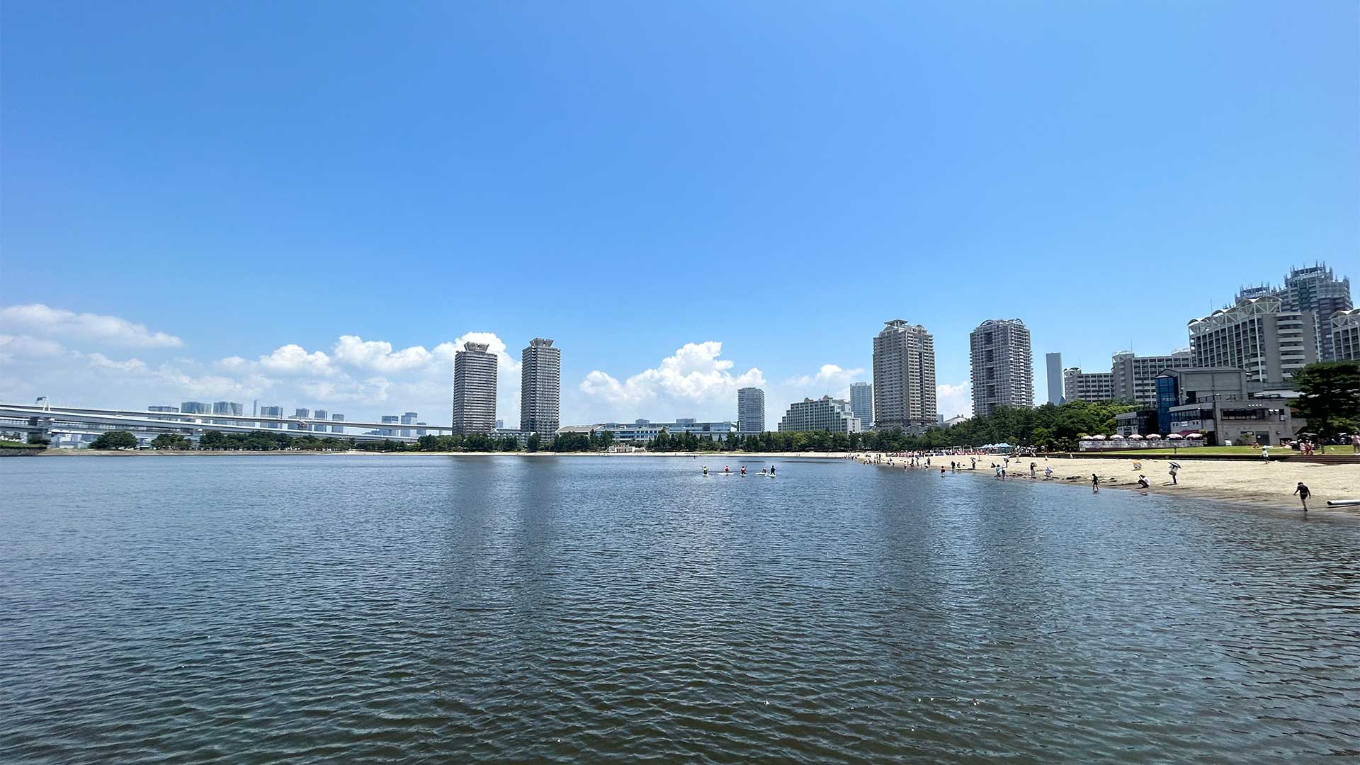 お台場海浜公園の砂浜