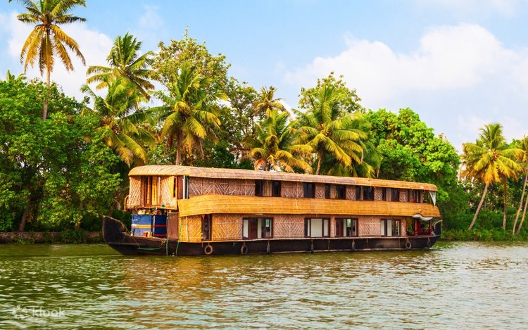 一生に一度は泊まってみたい！ 地上の楽園カシミール名物のハウスボートについて - インド大好き！ティラキタブロ グインド大好き！ティラキタブロ グ