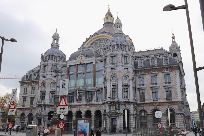 ブリュッセル空港出発