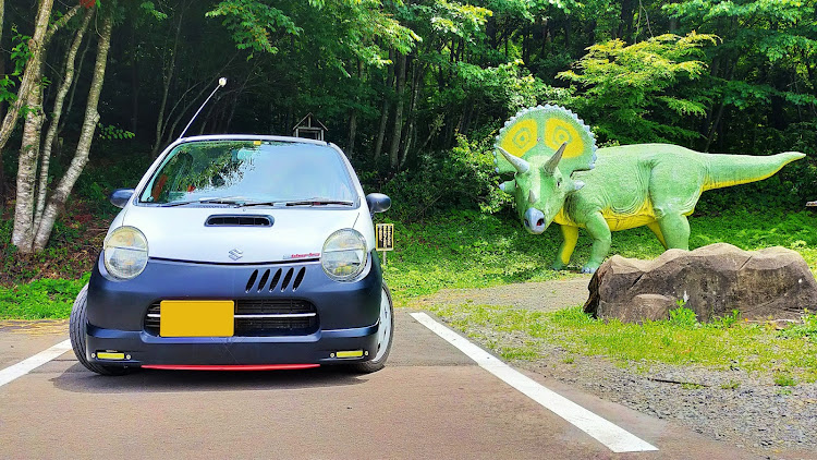 福井の珍スポット「ホワイトザウルス」を探訪しよう