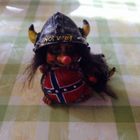 ノルウェー旅行 イッタラのムーミングッズは空港でのお買いものがお得！？イッタラのマグカップが3000円以下で買えた！ケンブリッジでの生活記