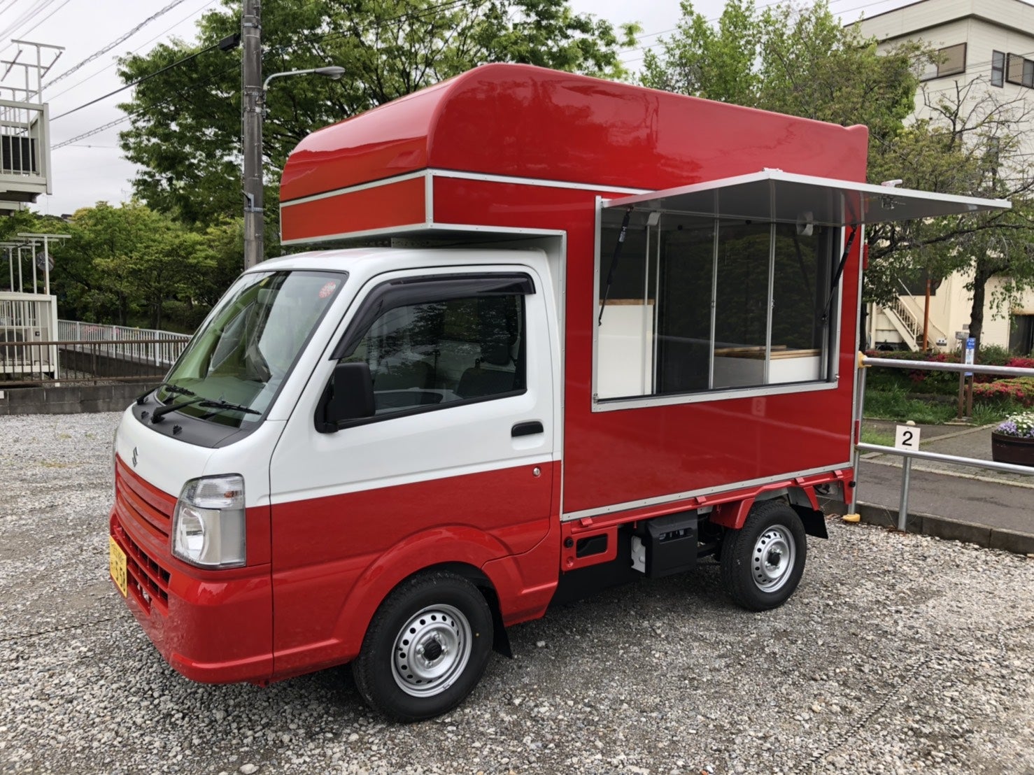 個性的なキッチンカー製作ならhitTikTok