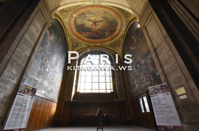 サンシュルピス教会前で大人なパリフォトウェディング撮影