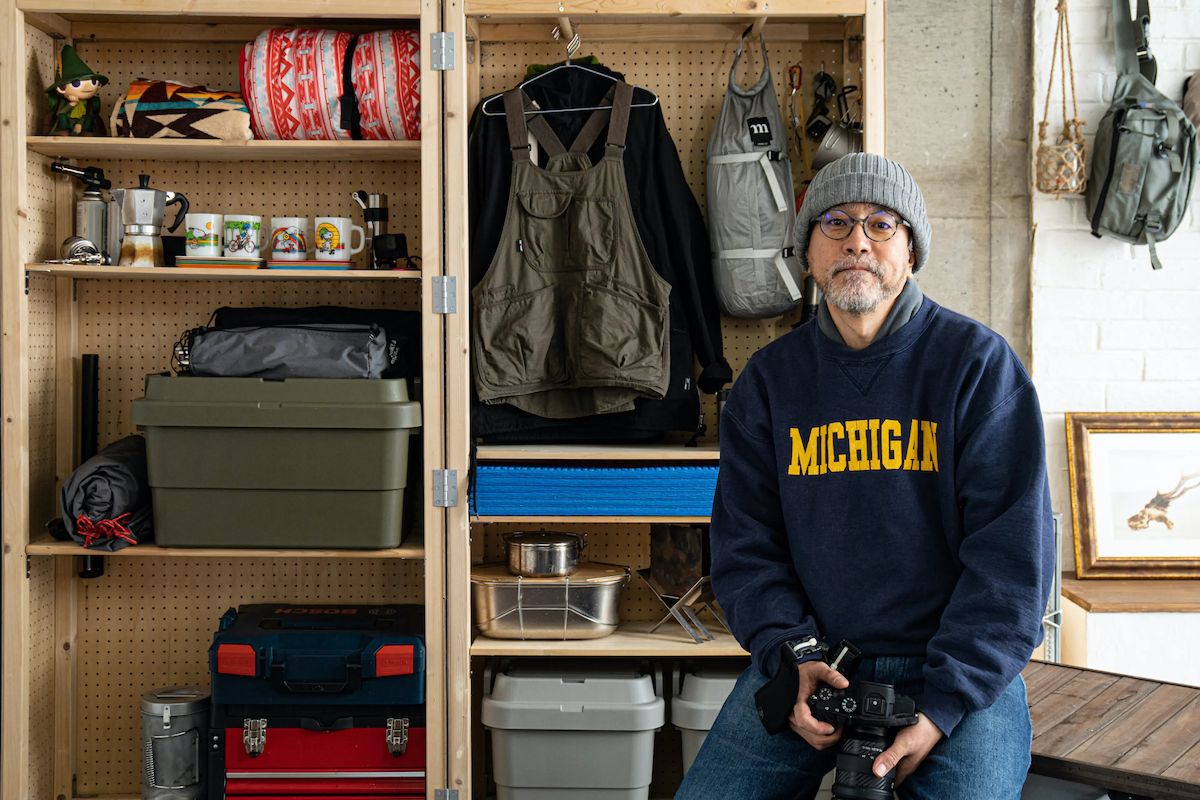 キャンプ道具をおしゃれに収納する最強ラックを紹介クリーニング４０３ ヨンマルサン