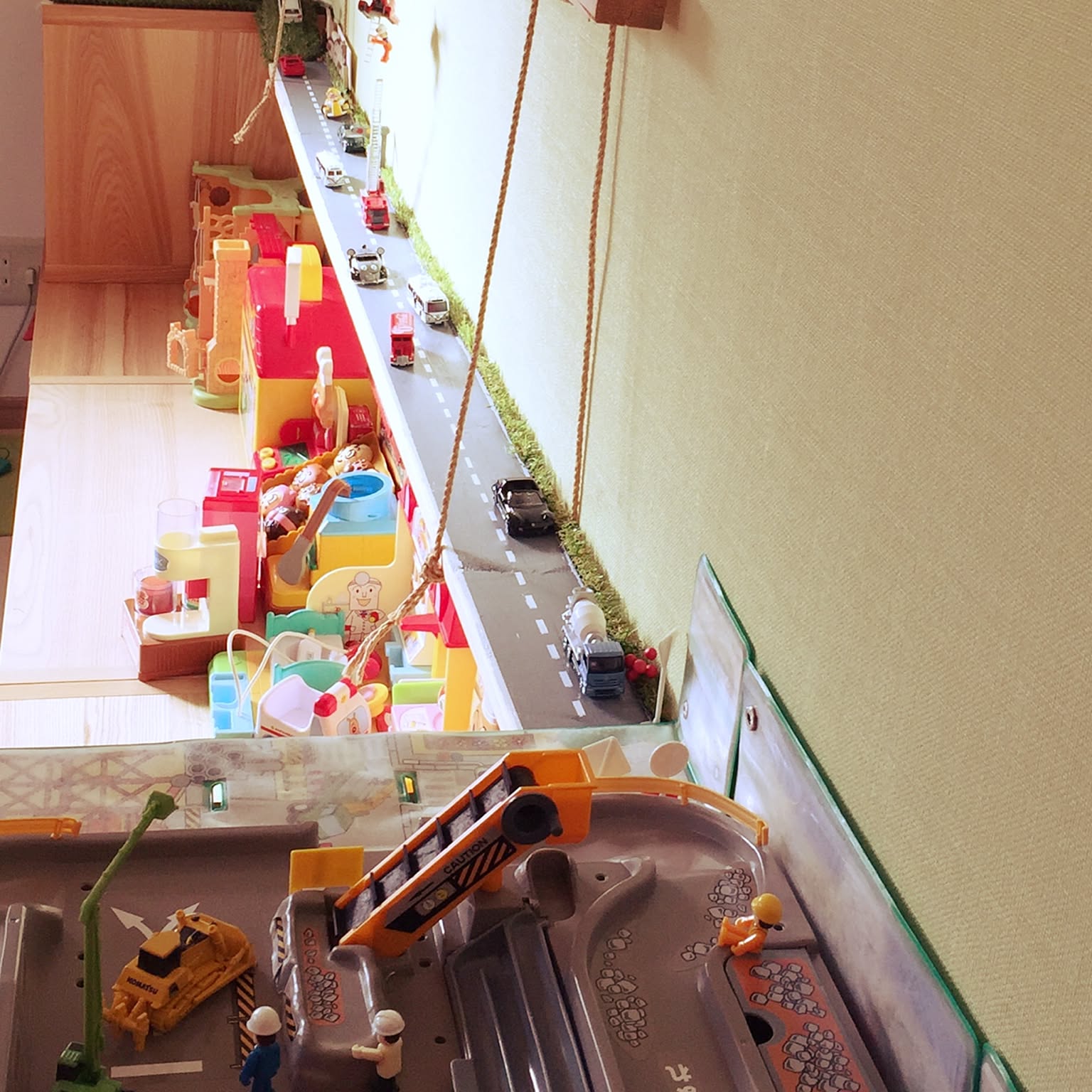 トミカタウン 自作追加パーツ② 工事現場トミカ103ca