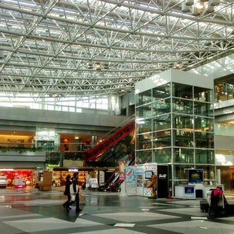 実食レポート 新千歳空港で楽しむ丸1日デート！グルメ＆アトラクション満載の穴場スポット - 縁結び大学