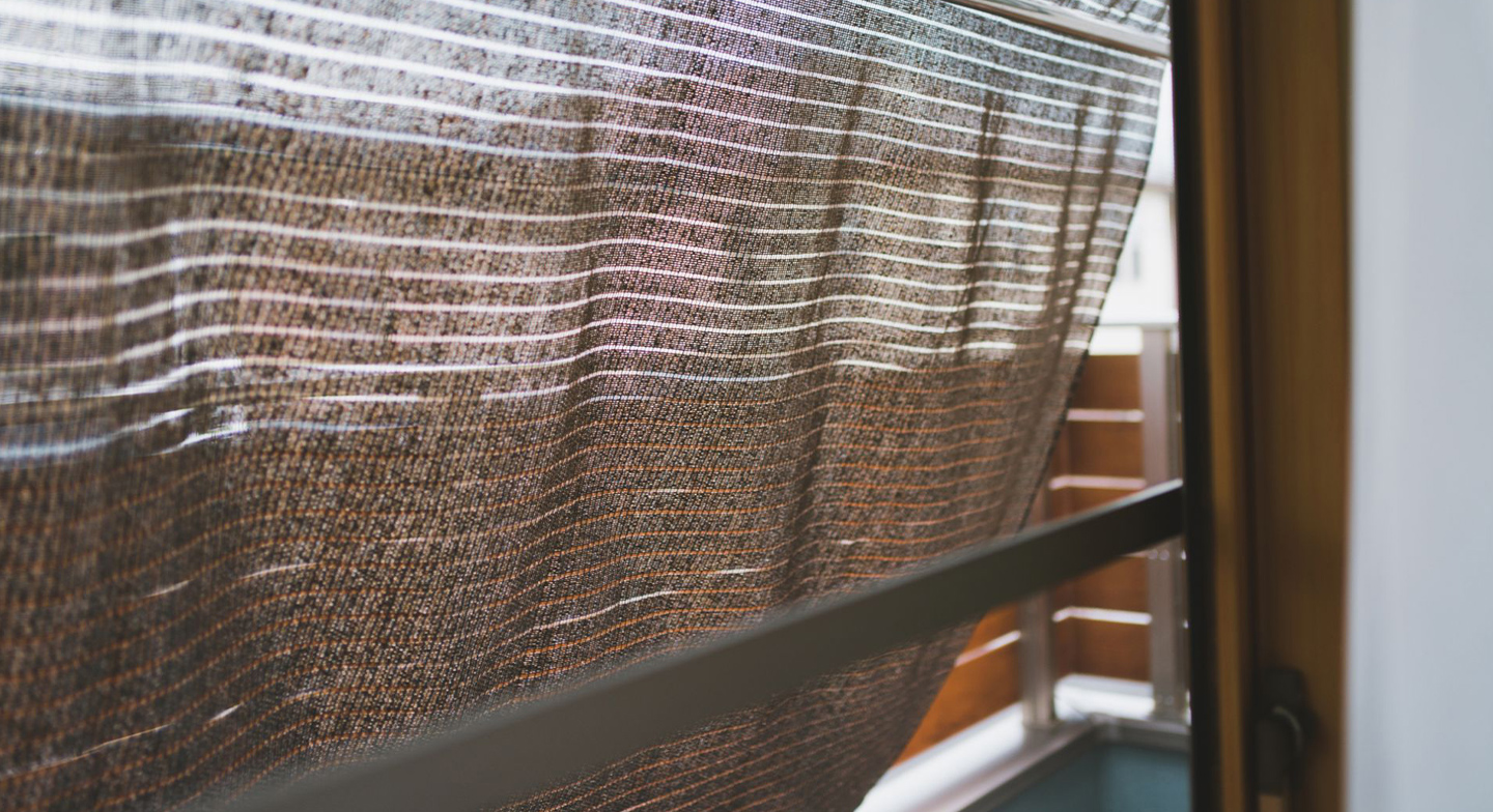 サンシェードのベランダ取り付け方6例！おしゃれな目隠し編 - エクステリアのある暮らしブログ