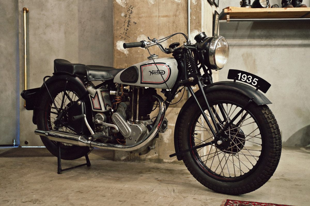 某旧車専門店ロゴ入りバイク レイン カバー 英車 トライアンフ