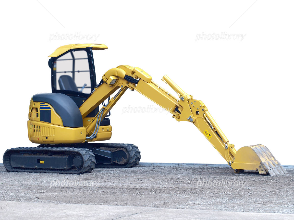 黄色いショベルカーのある風景の写真素材81626805- PIXTA