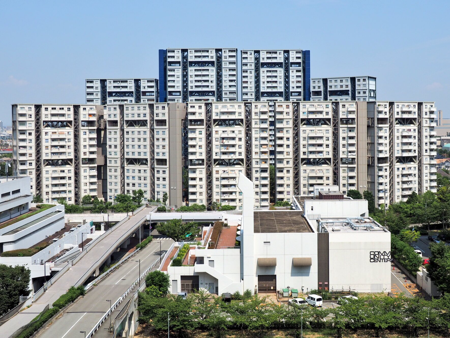 ついに行ってきました！芦屋浜のモノリスこと芦屋浜団地こと「芦屋浜シーサイドタウン」DJ.プラグマティクス