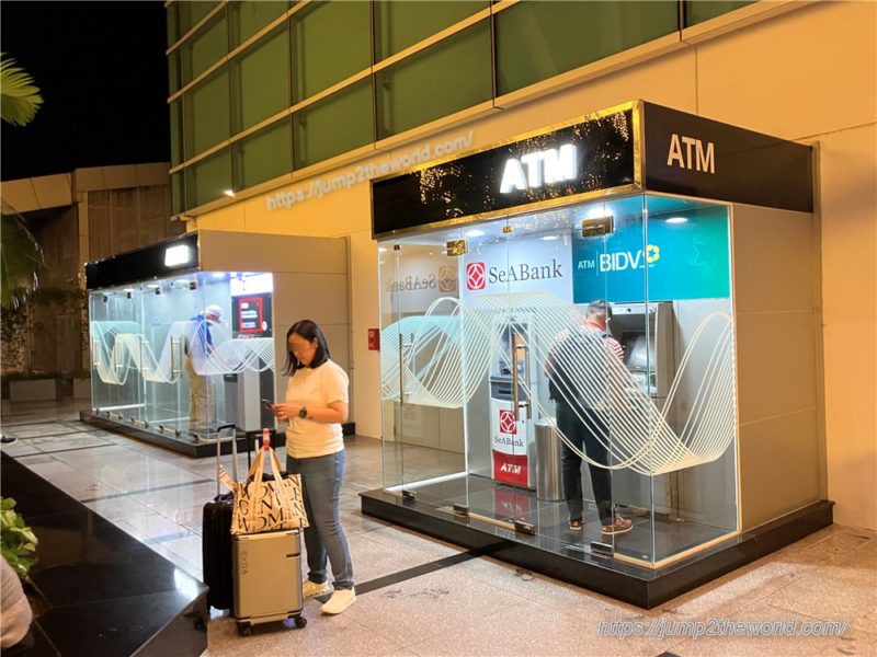 ベトナム旅行記：ダナン空港で両替はするな！ - それはハッピーエンドなんだ