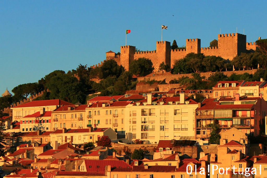 サン ジョルジェ城リスボン シティ センター- ツアーとアクティビティエクスペディア