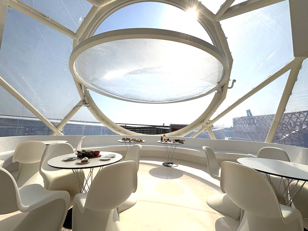 世界のパン巡り vol.6 大阪・関西万博『ハイジカフェ』で出会う“和×スイス”のホットドッグ アイビー- エキスパート - Yahoo!ニュース