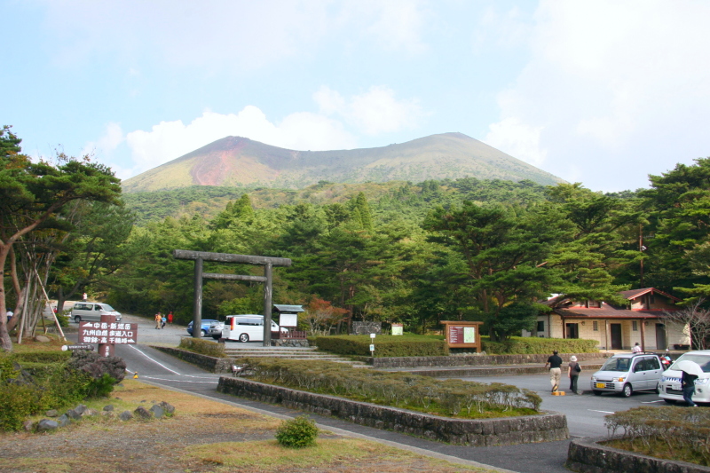 九州バス乗り放題SUNQパスで神々の里「高千穂」へ 国の名勝・天然記念物の高千穂峡の美しさは圧巻高速バス・夜行バス・バスツアーの旅行・観光メディアバスとりっぷ