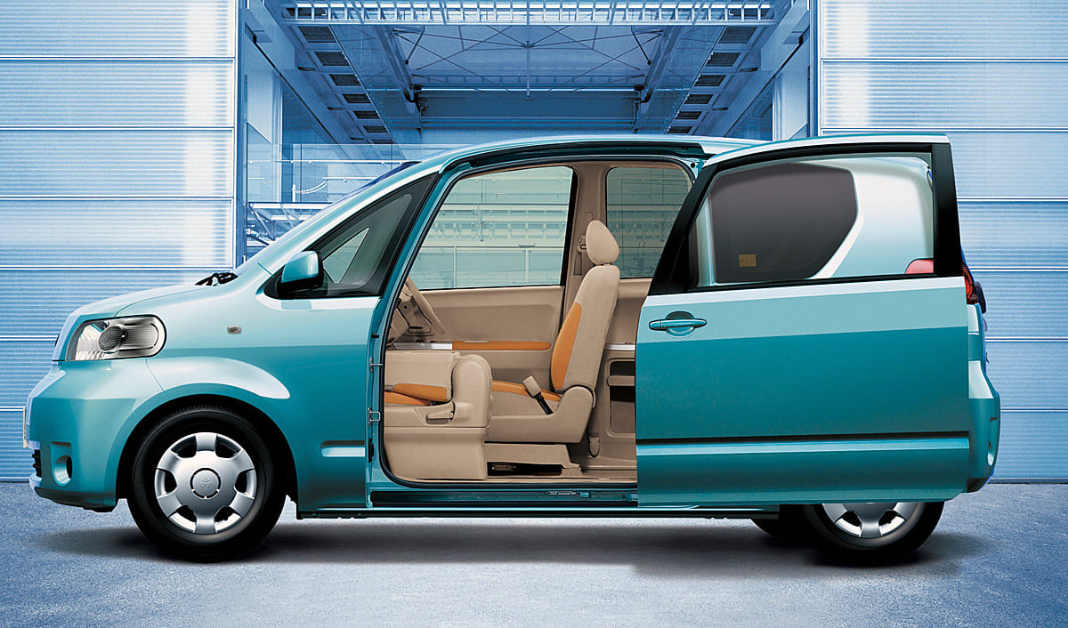 サイドアクセス車福祉車両 ウェルキャブトヨタカローラ栃木