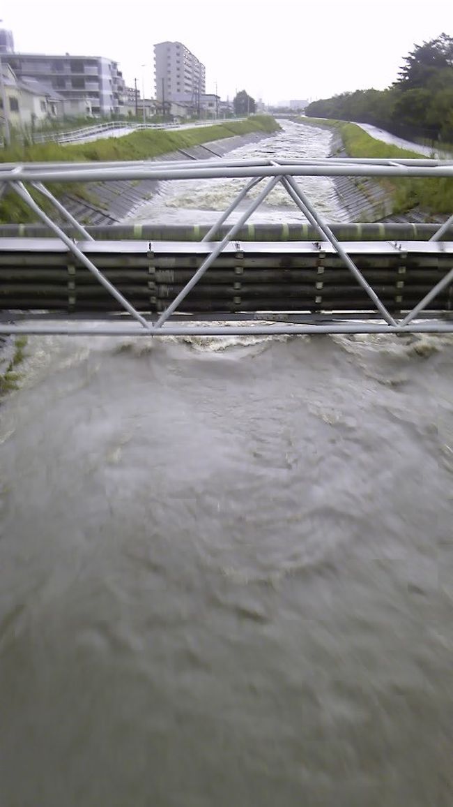 大阪府枚方市を襲ったゲリラ豪雨 その３ ２０１２年９月- YouTube