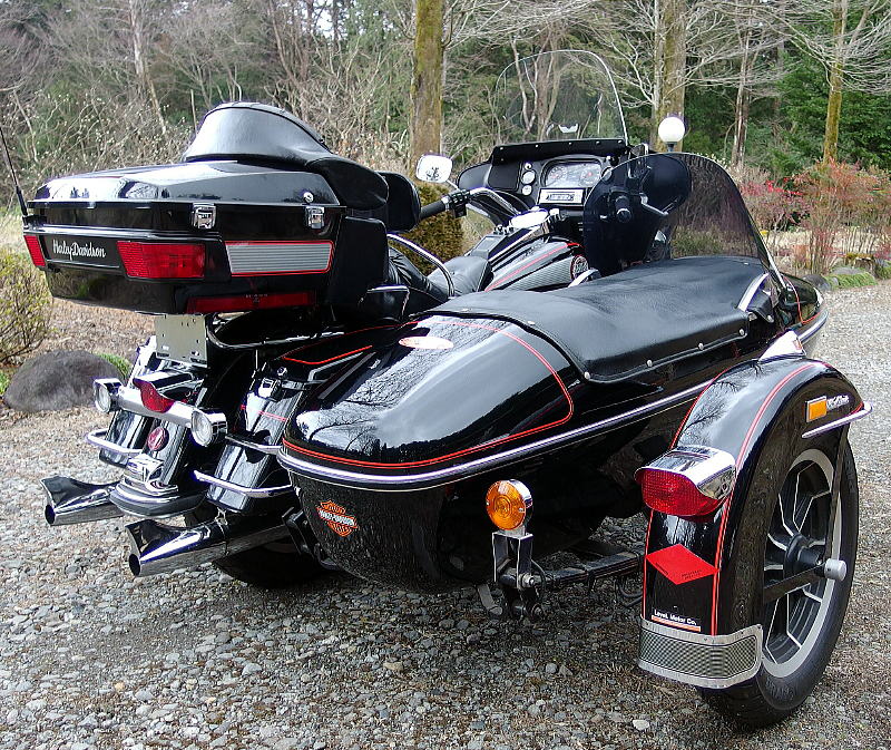 4人乗り側車付きサイドカー ハーレーダビッドソン トレーラーは付いてません