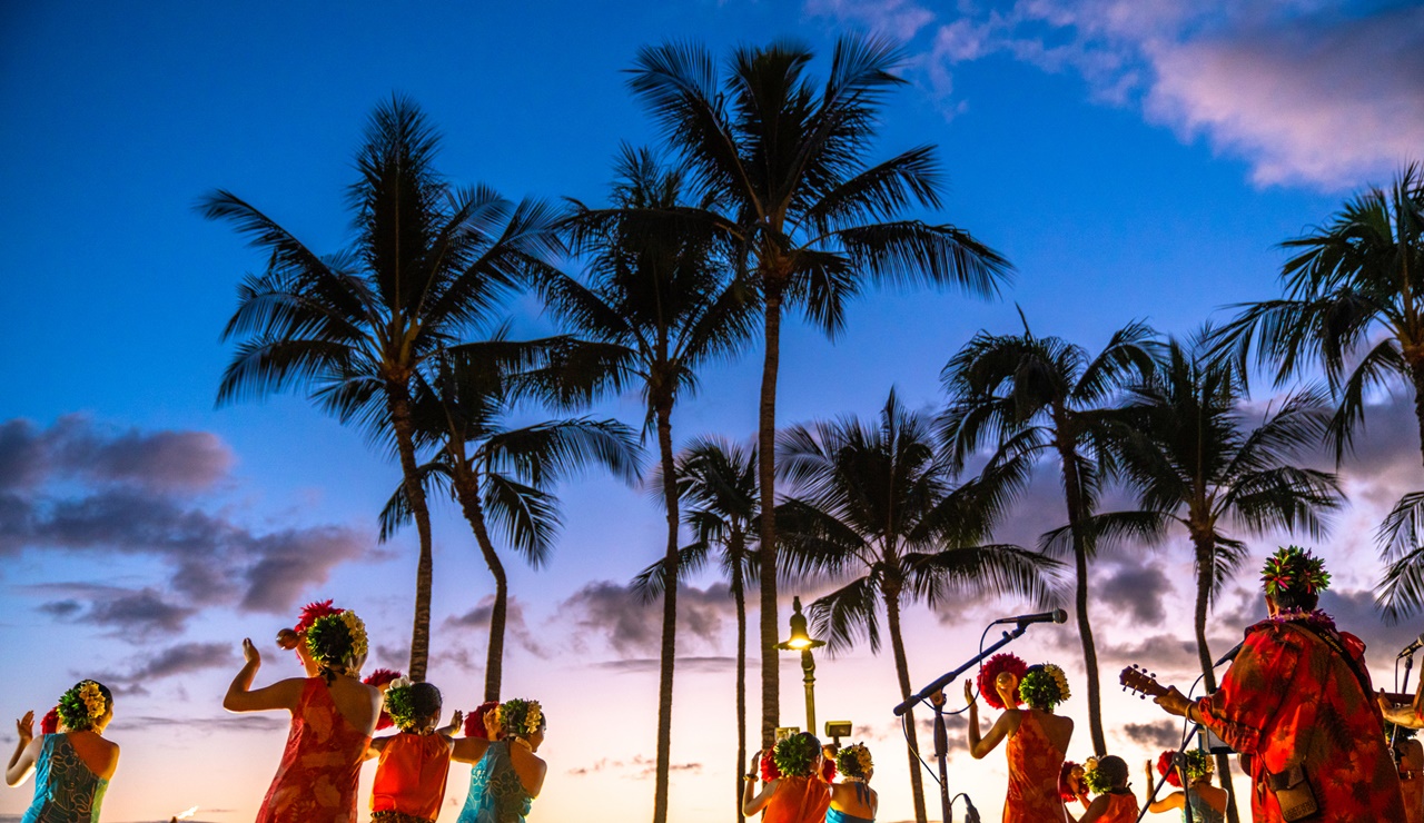 気軽に楽しめちゃう？常夏のハワイでフラダンス留学してみよう！留学ボイス