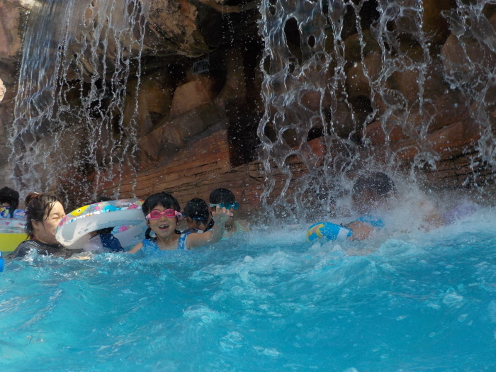 大阪のおすすめナイトプール特集！豪華ホテルから穴場まで！大阪ルッチ