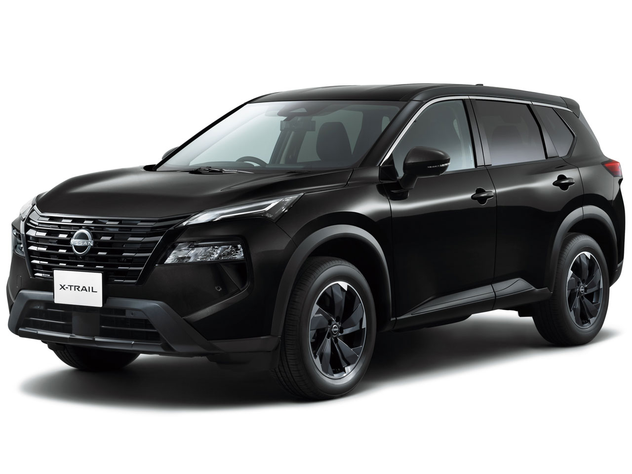 日産 エクストレイル T33 カスタムまとめ - おすすめのカスタムはこれだ！エアロ・ホイール・LEDなどみんカラ