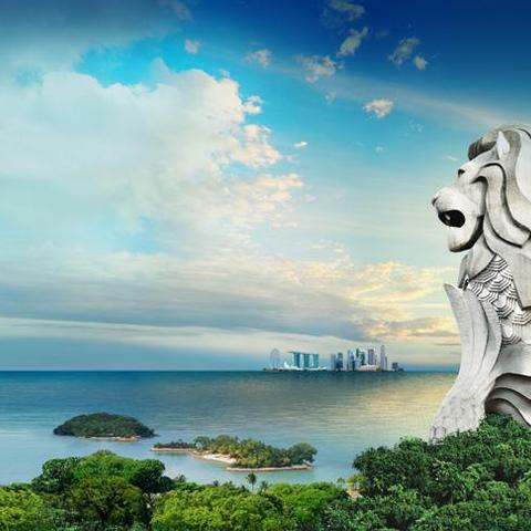 エクスペディア Expediaon X: 