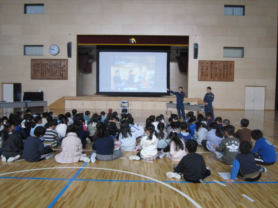 札幌市立中の島小学校-学習発表会児童観覧日２日目 １１月２６日（木）