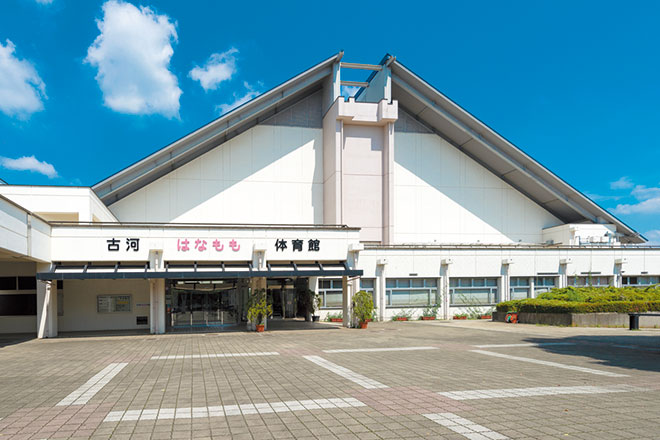 写真 建設中の高岡市民体育館文化遺産オンライン
