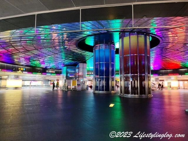 美麗島站-世界で最も美しい駅yokatamago