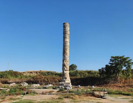 エフェス遺跡：ケルスス図書館、アルテミス神殿、考古学博物館、クシャダス トルコ