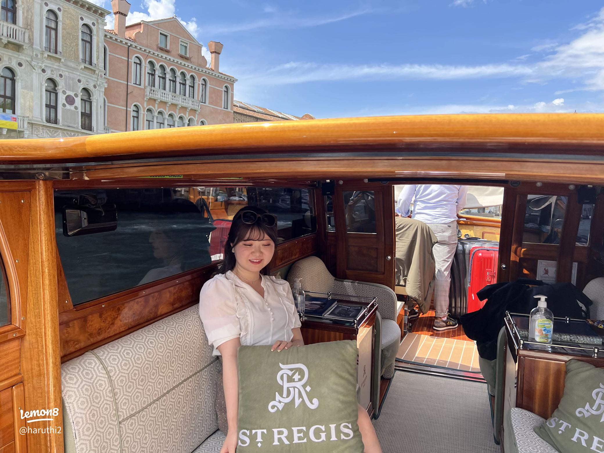 ベネチア 空港からのタクシー移動方法水上タクシーやゴンドラの乗り方VELTRA旅行ガイド