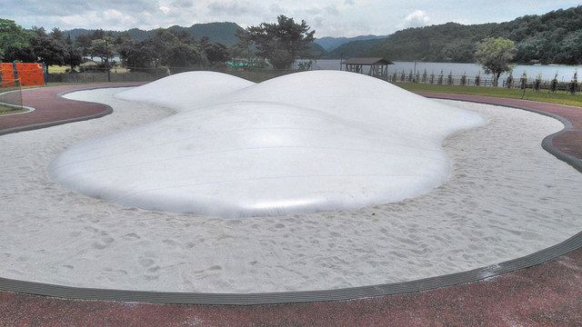 美術館の屋上、標高300ｍの高台、植物園の庭、空調完備の屋内 こんなとこにも!? 子供に大人気 富山のふわふわドーム 13スポット おでかけnan-nan富山を楽しむオススメ情報