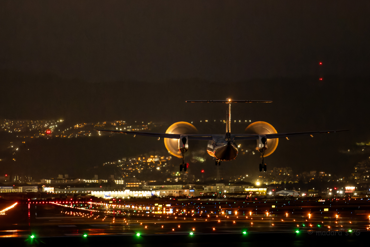 伊丹空港の夜 千里川土手にて飛行機とMGT Greenjet 飛行機撮影記