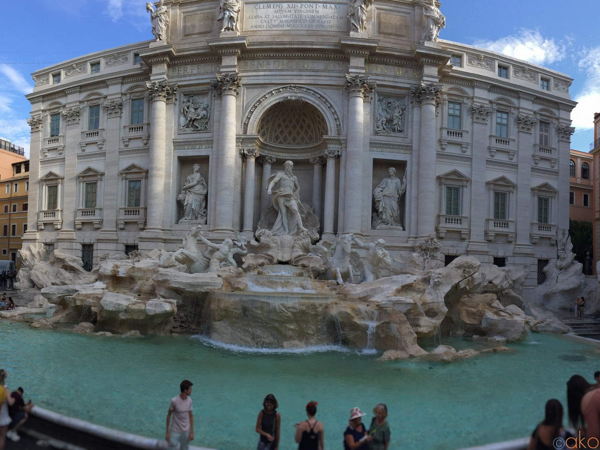 トレヴィの泉 - Wikipedia