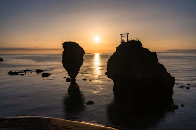 えびす岩・大黒岩 アクセス・営業時間・料金情報 - じゃらんnet