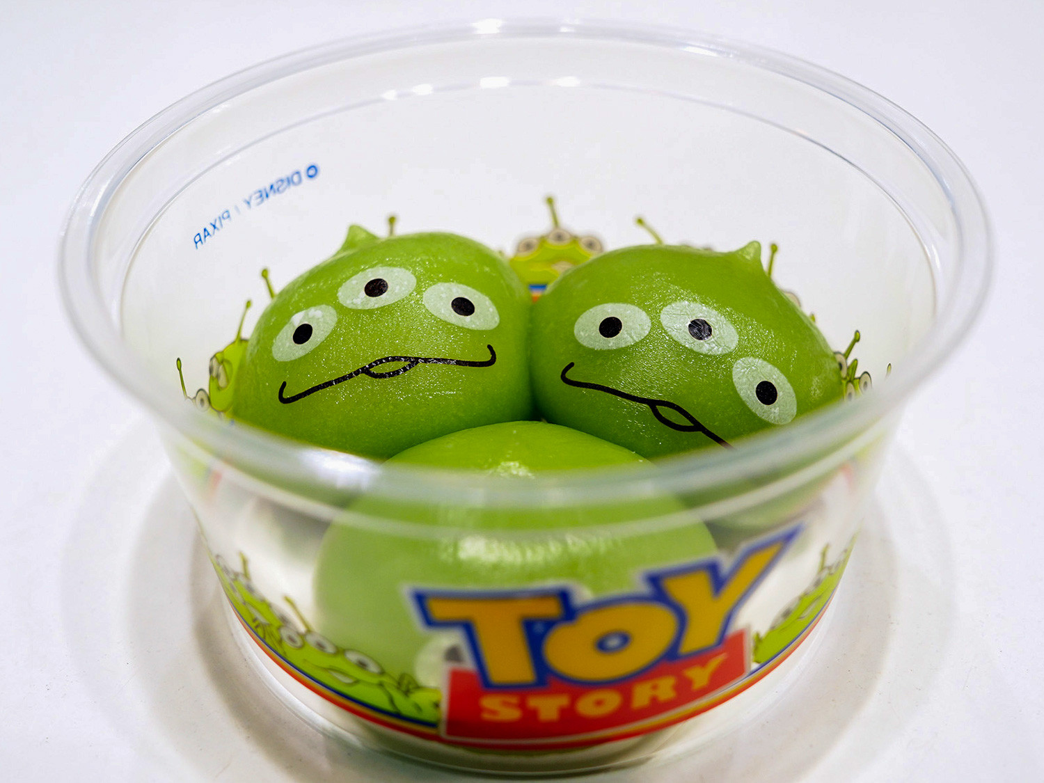 TOKYO Disney RESORT リトルグリーメン リトルグリーンまん 販売場所は？ディズニーランド・シーの人気食べ