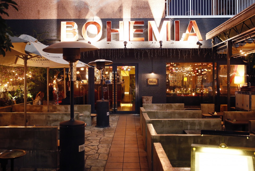 まるで映画の世界！アンティークに囲まれた池尻大橋の異空間カフェるるぶ&more