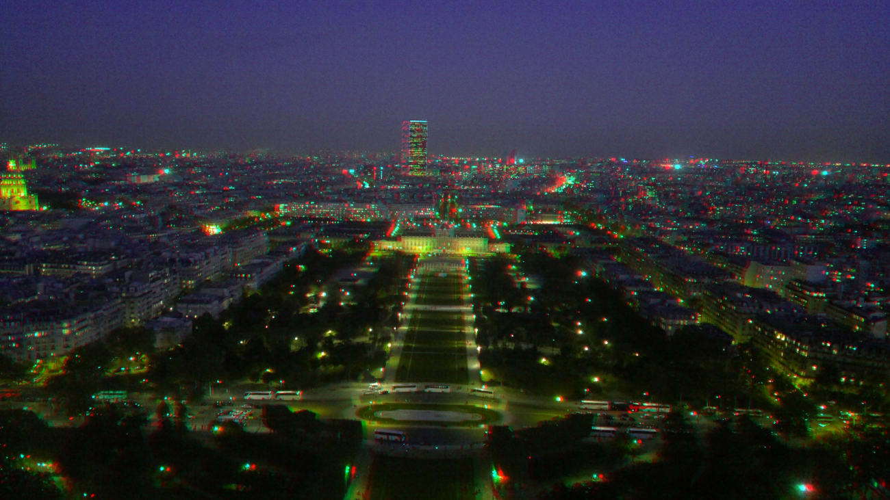 エッフェル塔 夜景13959776 の写真素材 - アフロ