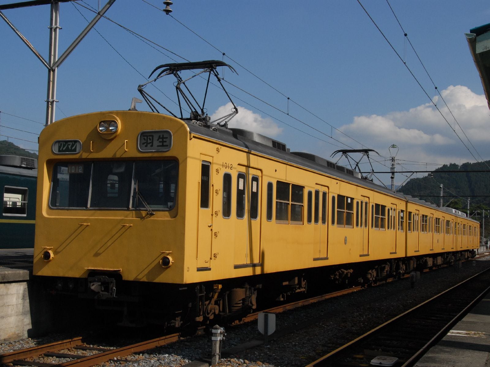 東京都交通局 8800形 オレンジ編成 荒川線路面電車と鉄道の写真館