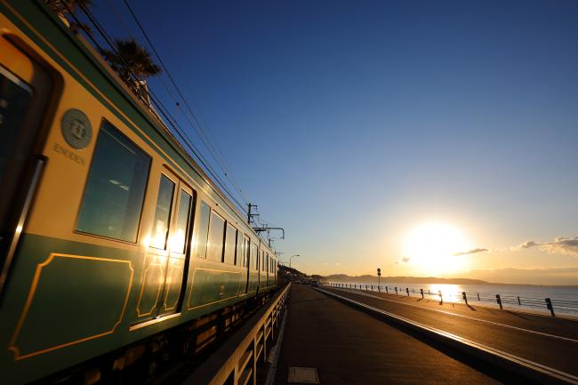 初日の出にもおすすめな鎌倉由比ヶ浜の日の出海沿いの街情報 ベイスタイル