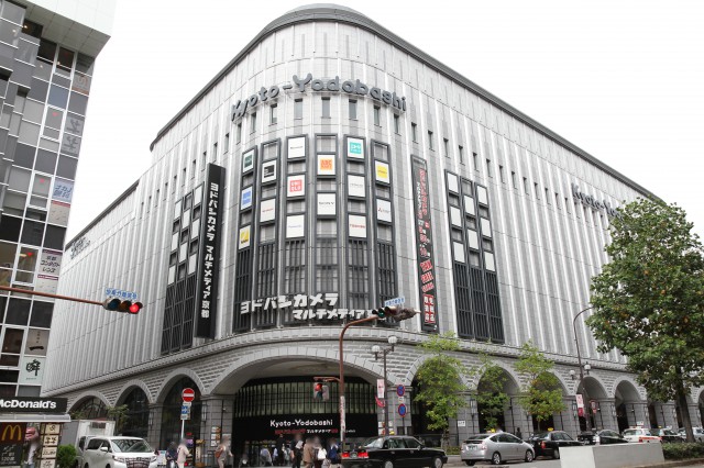 京都駅の空中経路への行き方 10時～22時で夜景も見える