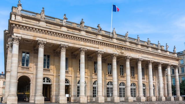 月の港と呼ばれる美しいボルドーの街 – Voyage ～世界のホテルと街歩き～