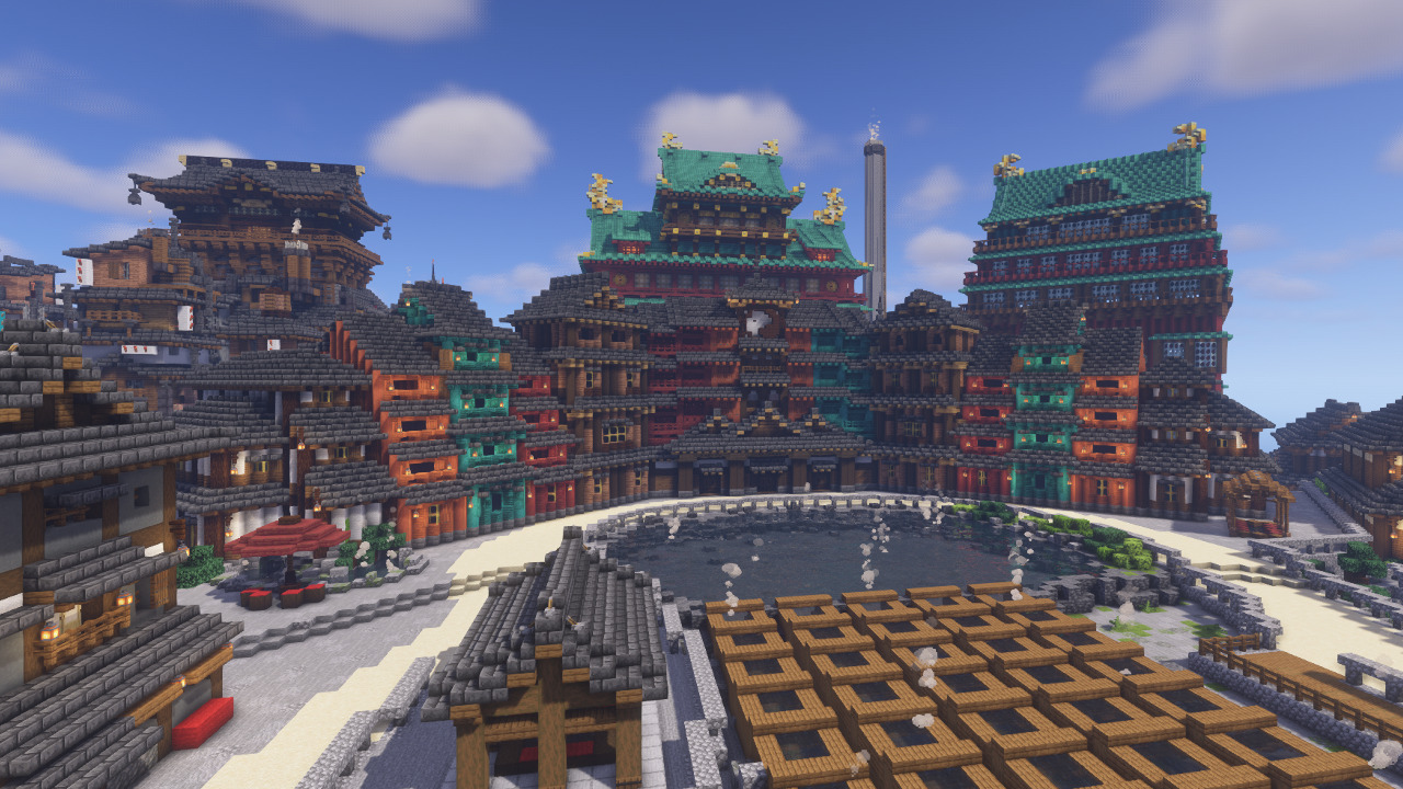 町の建築物47 畑付きの川沿いの家