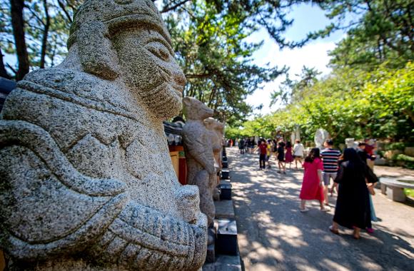 １３．お盆休みの釜山3泊 車チャーター観光 海東龍宮寺 ヘドンヨングンサ』釜山 韓国 の旅行記・ブログ by ミシマさん フォートラベル